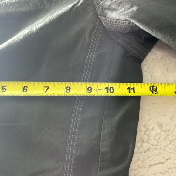 Kuhl roll up cargo pants - Picture 9 of 16